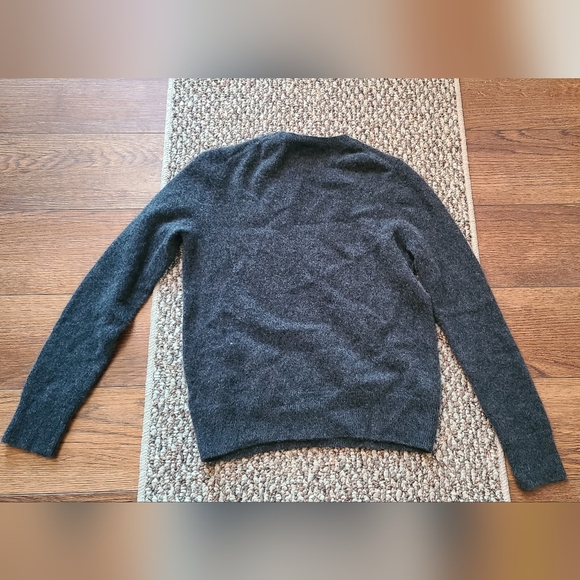 Quince Cashmere XS Crewneck Charcoal Gray Sweater - Picture 10 of 11